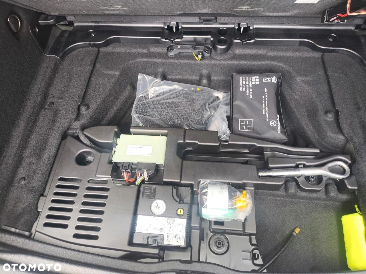 Mercedes-Benz GLA 180 d 8G-DCT EDITION 2022 - 34