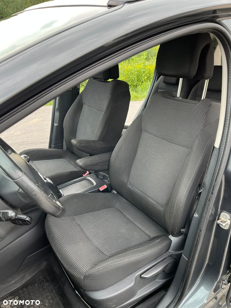 Peugeot 5008 1.6 HDi Premium - 24