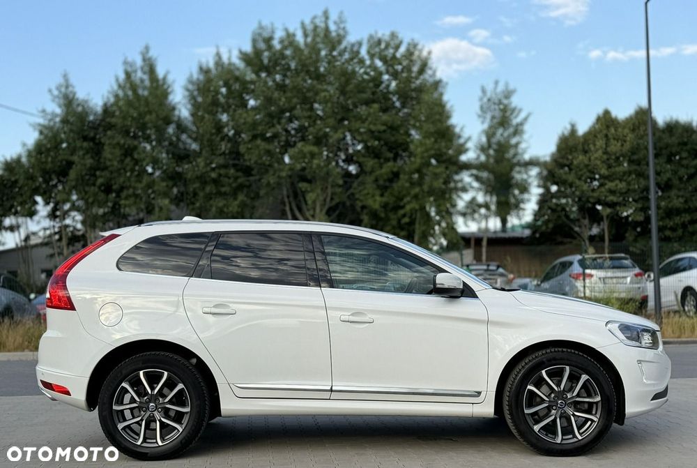 Volvo XC 60 D4 SCR Momentum - 13