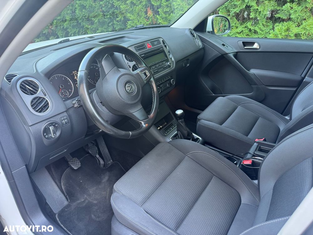 Volkswagen Tiguan - 8