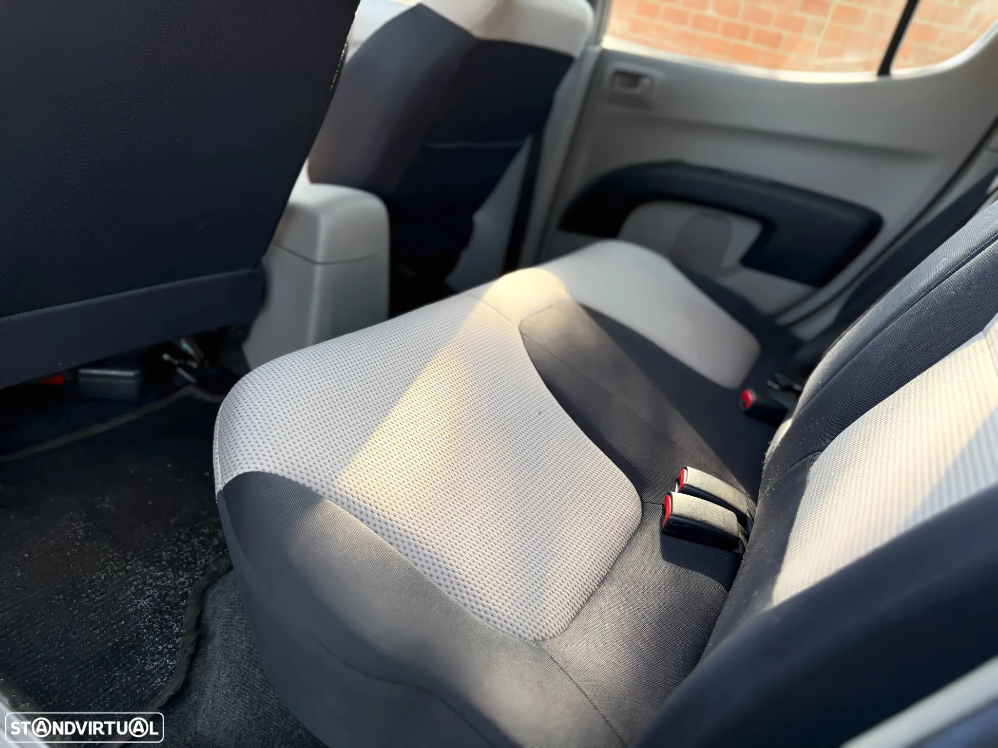 Mitsubishi L200 2.5 DI-D CD Invite AC - 23
