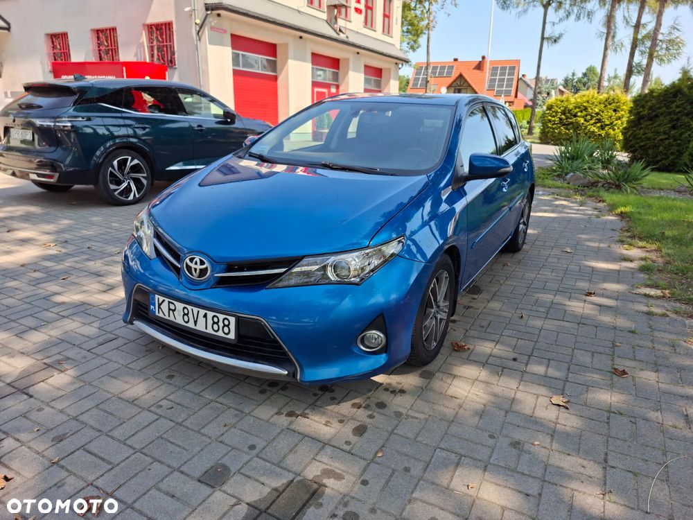 Toyota Auris - 10