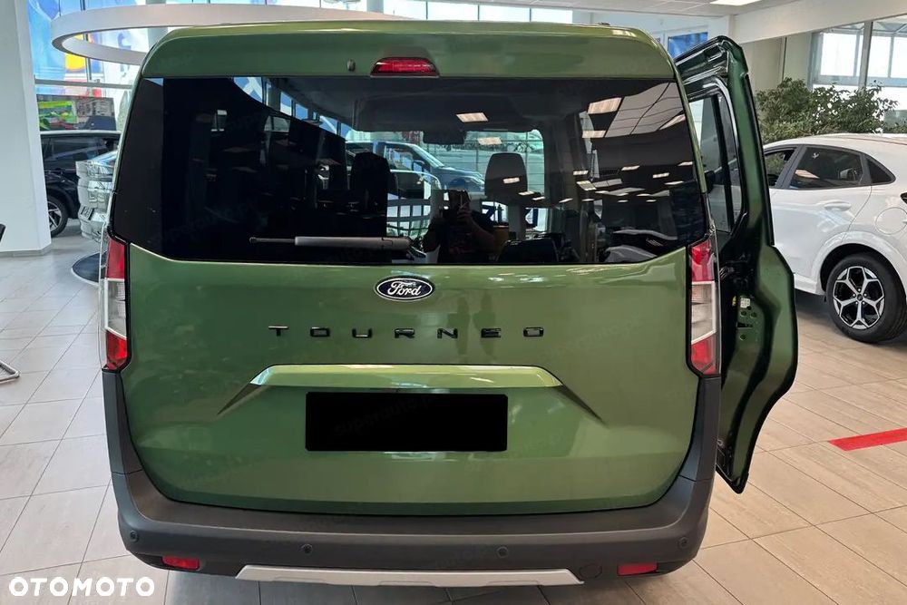 Ford Tourneo Courier - 6