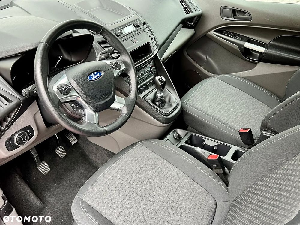 Ford Tourneo Connect 1.5 TDCi Start-Stop Titanium - 23