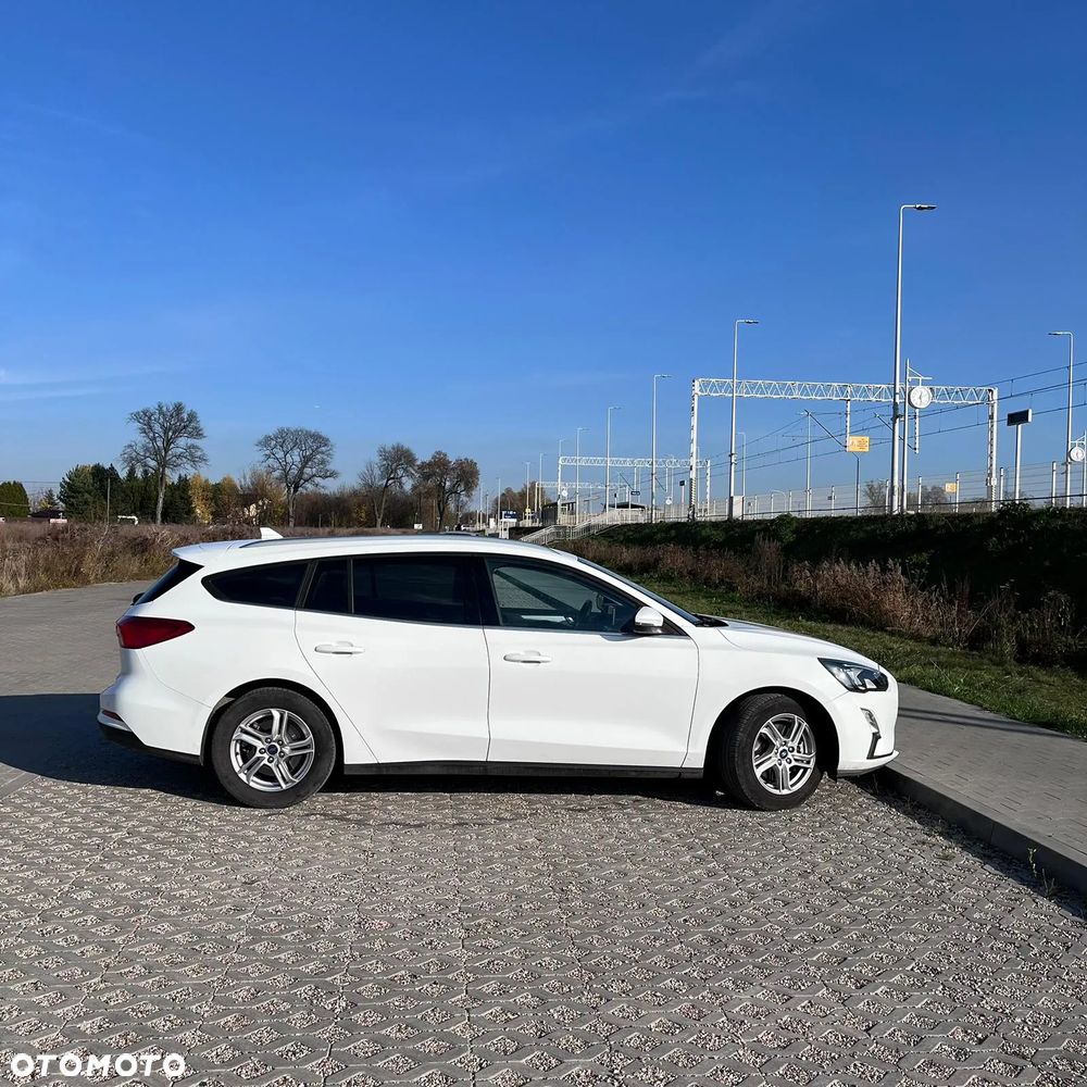 Ford Focus 1.5 TDCi DPF Start-Stopp-System Titanium - 4