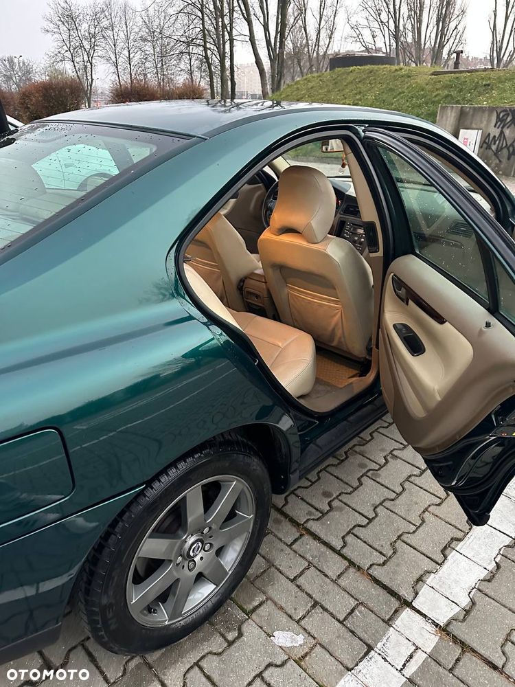 Volvo S60 2.4 - 25