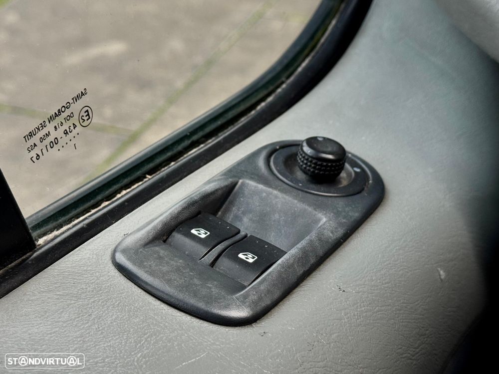 Renault Trafic 2.0 dCi L1H1 1.0T115 - 6