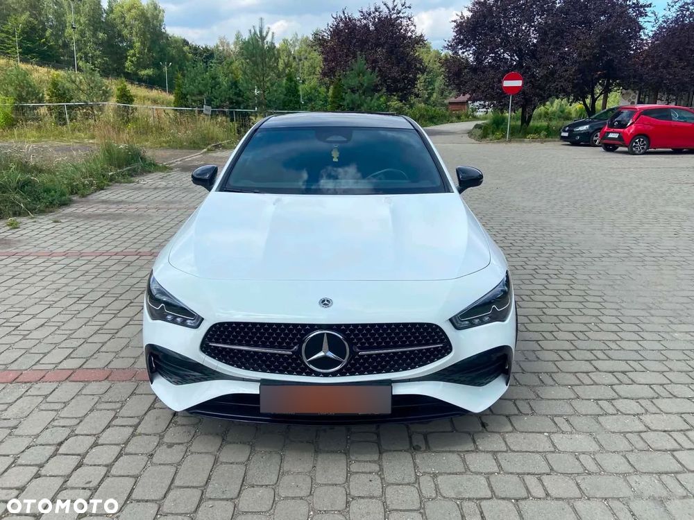 Mercedes-Benz CLA 220 4-Matic AMG Line 7G-DCT - 3