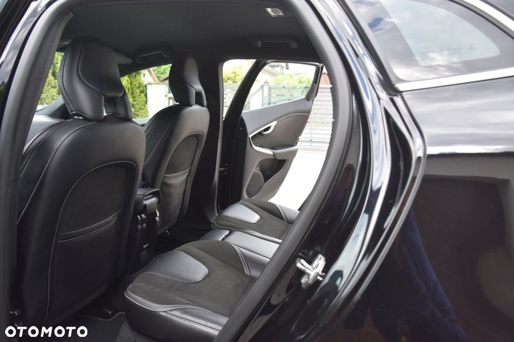 Volvo V40 D2 Drive-E R-Design Momentum - 15