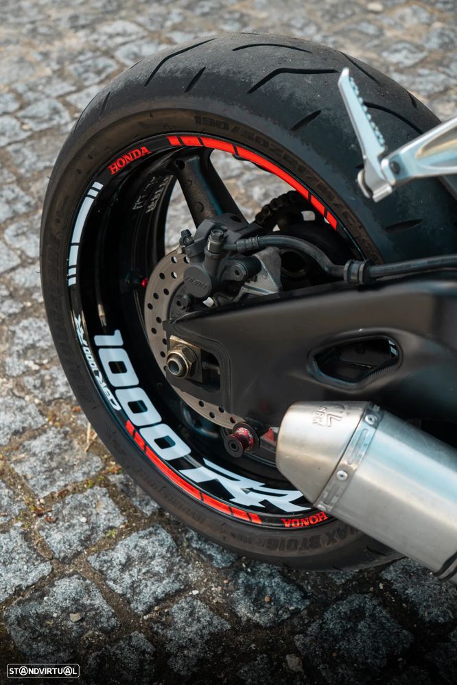 Honda CBR fireblade - 8