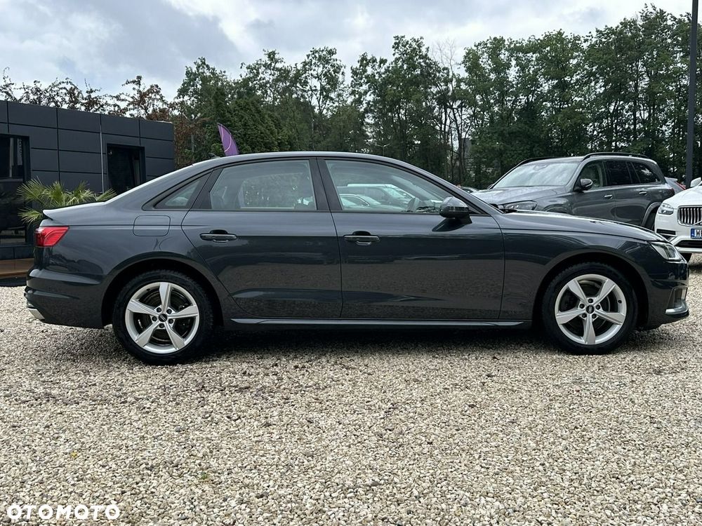 Audi A4 Limousine - 8