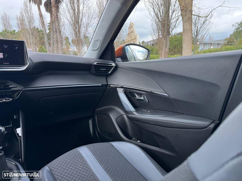 Peugeot 2008 1.2 PureTech Allure Pack - 14