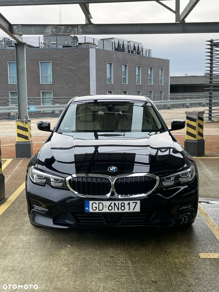 BMW Seria 3 320i xDrive - 2