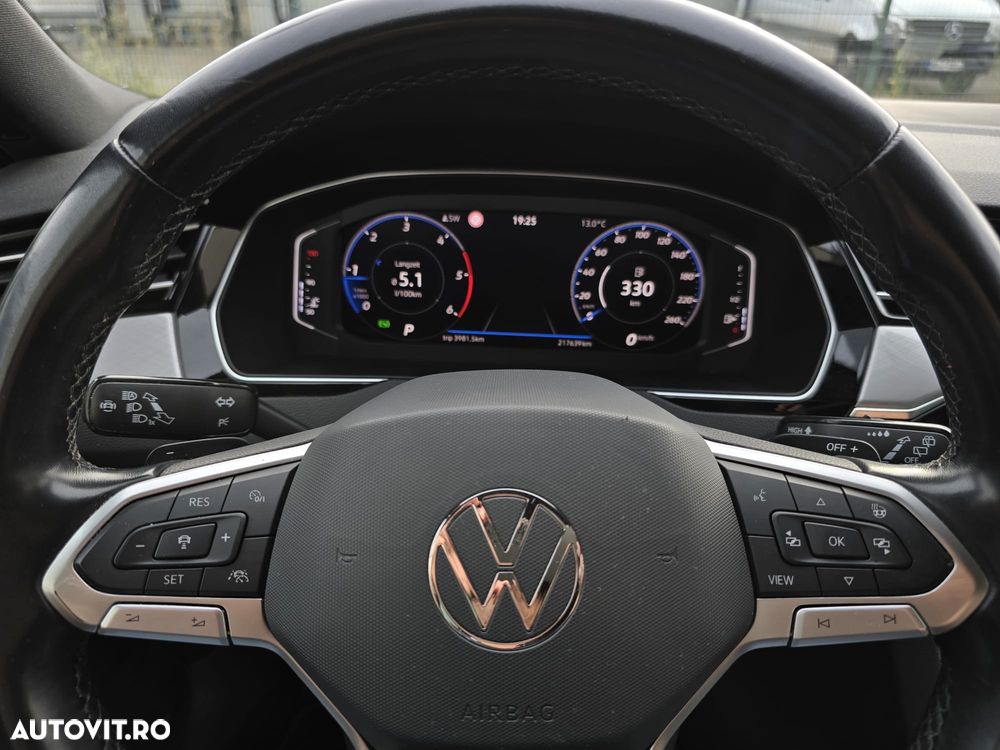 Volkswagen Passat 2.0 TDI SCR DSG Business - 20
