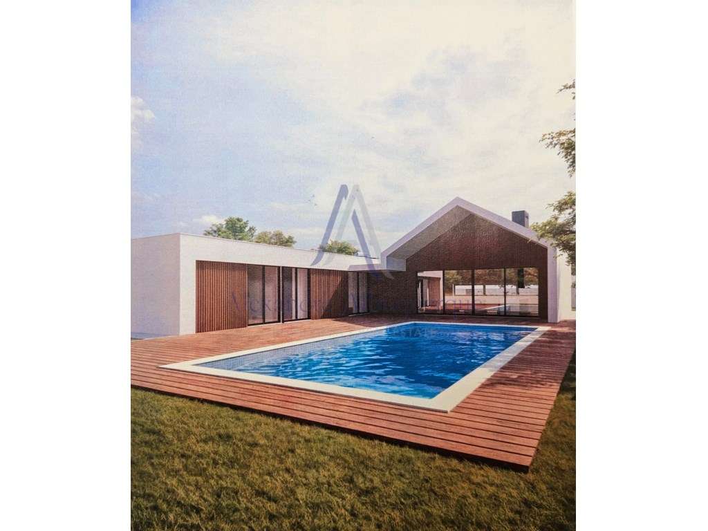 Terreno Urbano com 957,5m2, para construção de uma ou duas moradias... - Grande imagem: 3/17