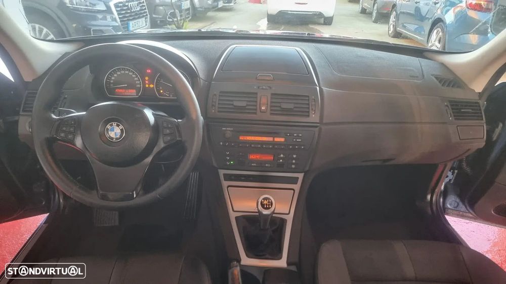 BMW X3 2.0 d LifeStyle - 9