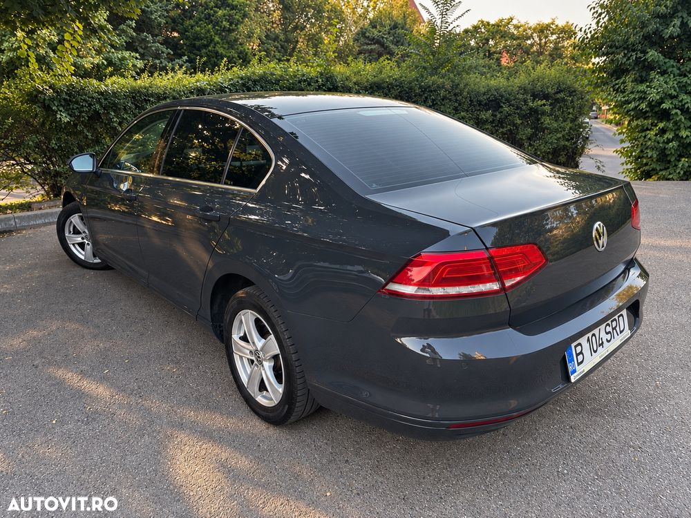 Volkswagen Passat 2.0 TDI DSG Advance - 4