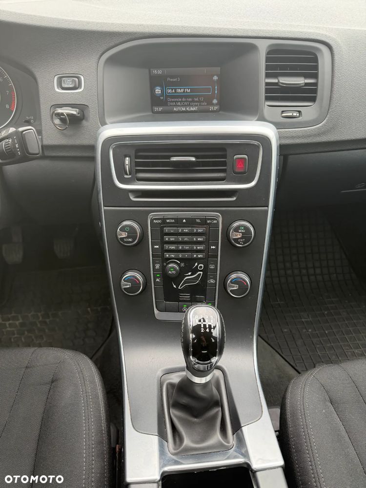 Volvo S60 T3 Base - 9