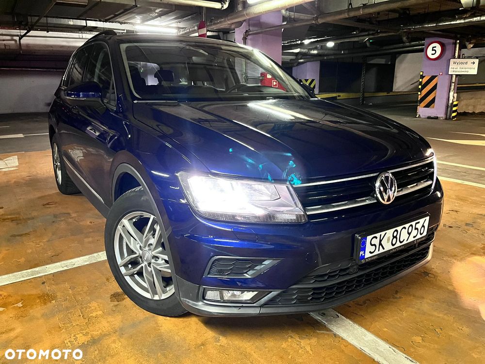 Volkswagen Tiguan - 1