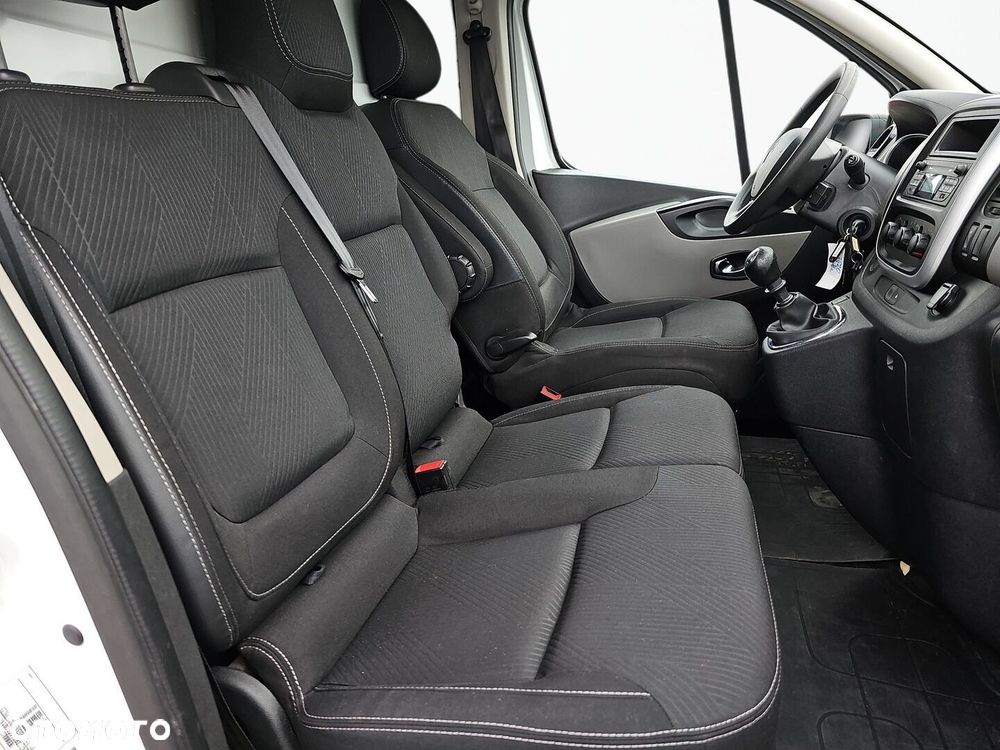 Renault Trafic - 22
