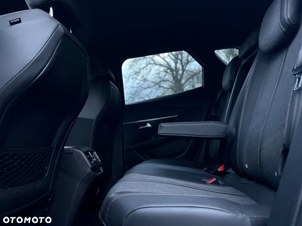 Peugeot 3008 1.6 BlueHDi Allure S&S EAT6 - 12