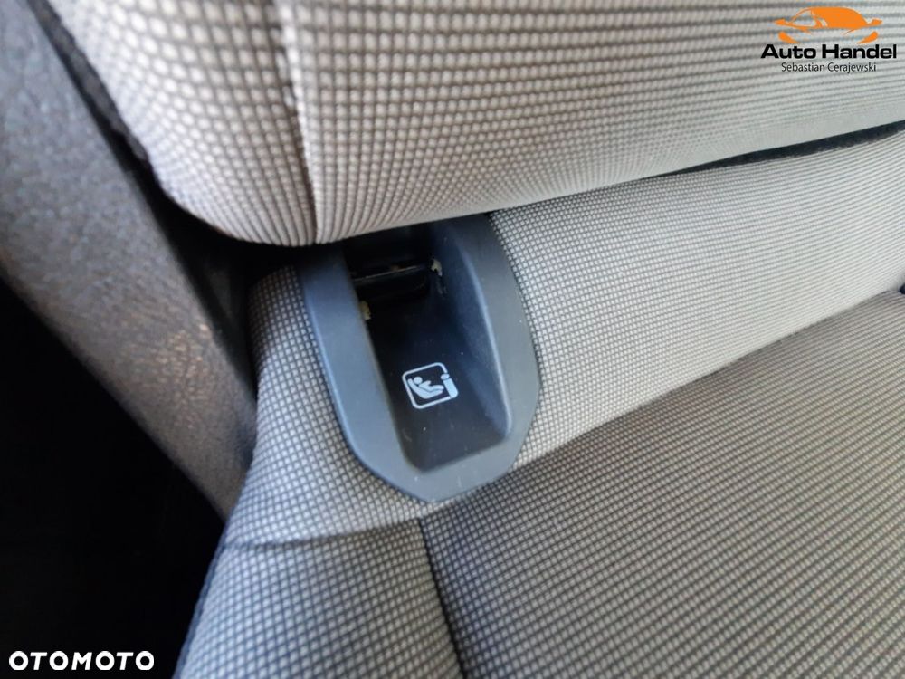 Ford Tourneo Courier - 37