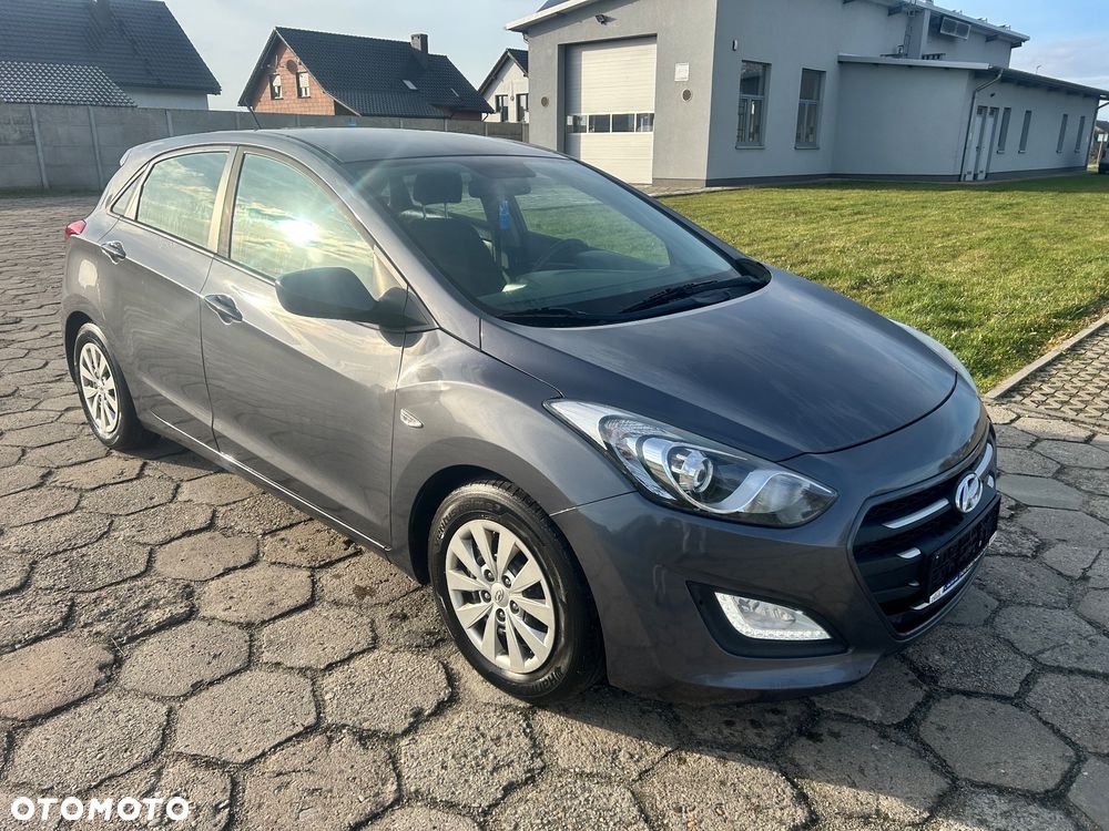 Hyundai i30 blue 1.4 Classic - 6