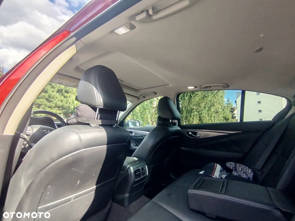 Infiniti Q50 - 13
