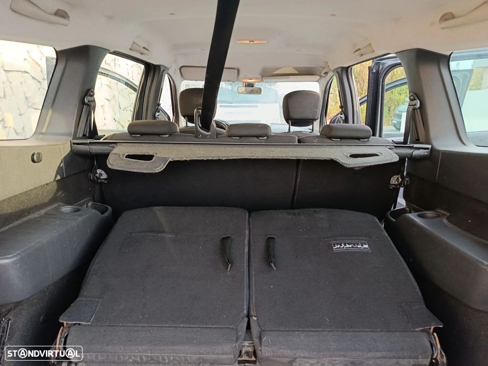 Dacia Lodgy 1.5 dCi Stepway 7L - 20