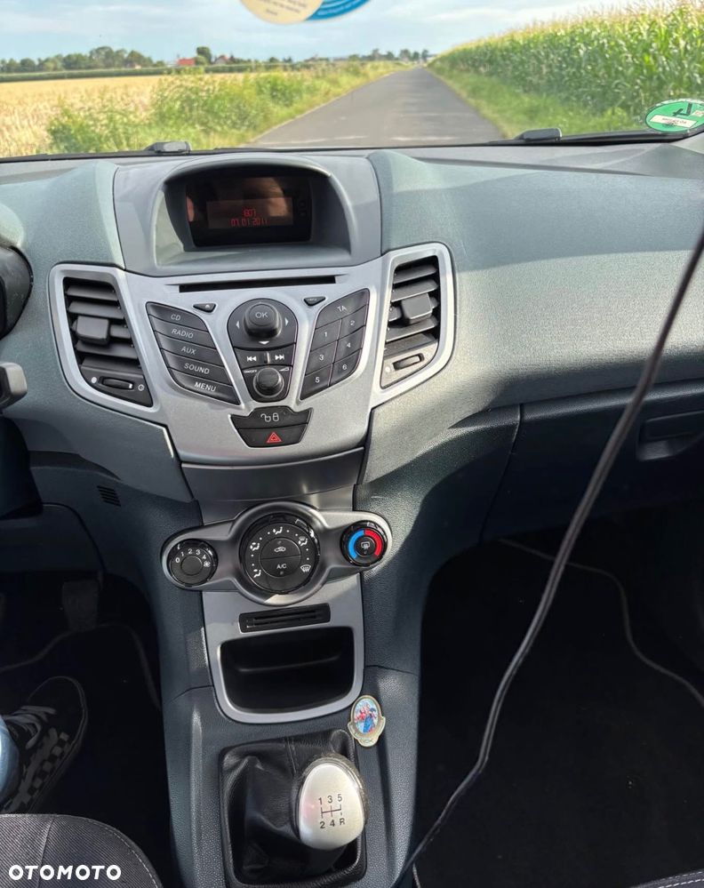Ford Fiesta 1.25 Ambiente - 10