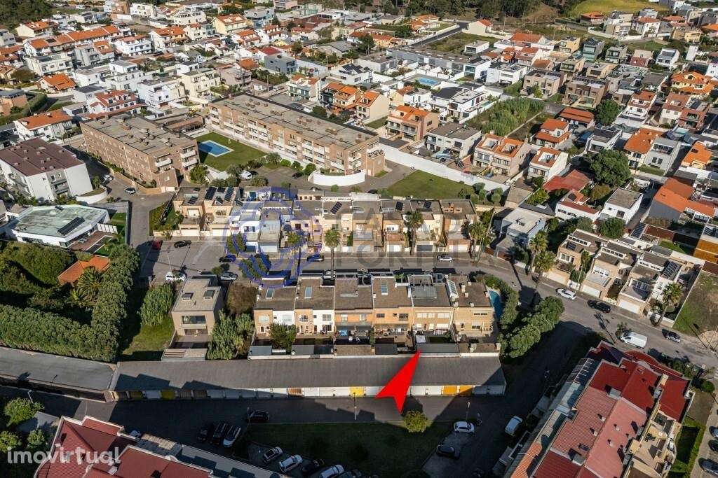 Moradia T4 em Lavra 2ª  linha de Mar - Grande imagem: 5/38