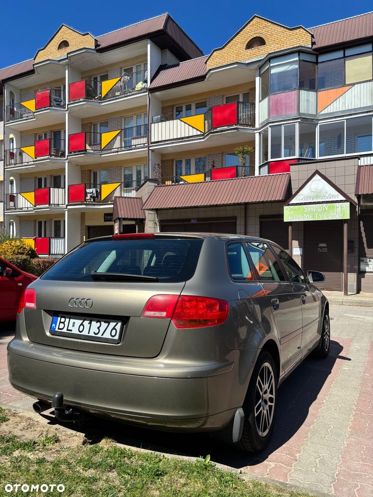 Audi A3 Sportback 1.6 Ambiente - 3