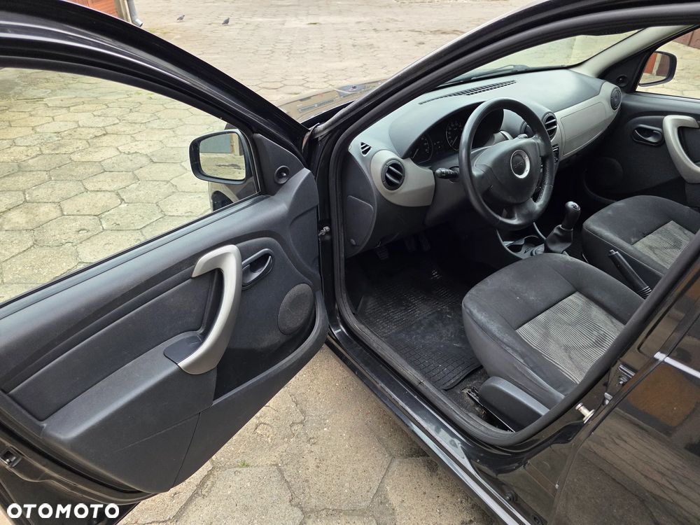 Dacia Sandero - 11