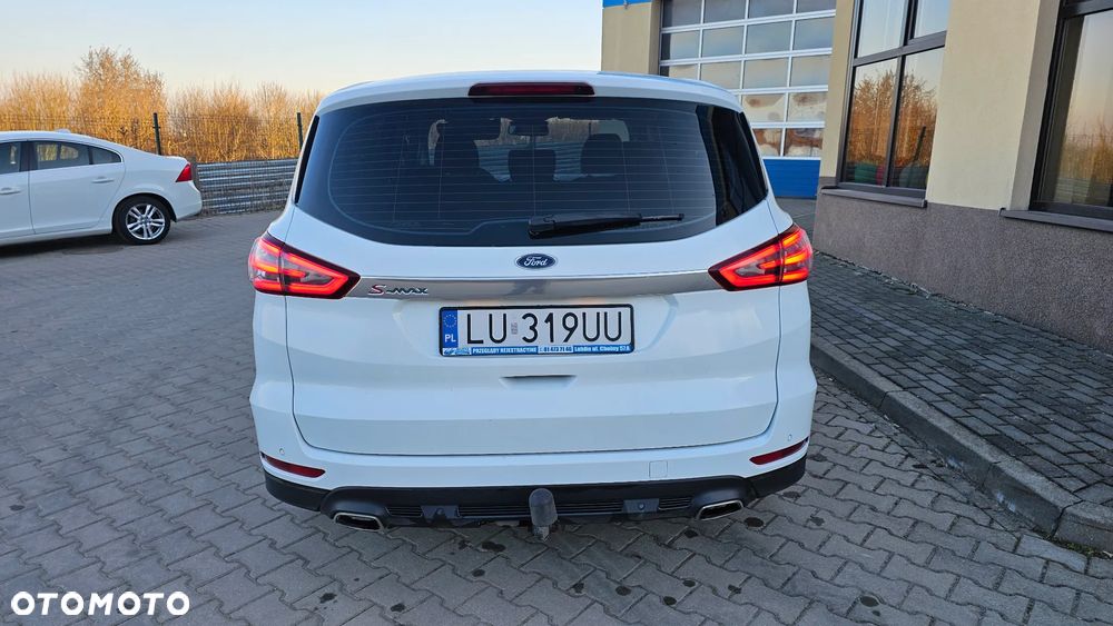 Ford S-Max 2.0 TDCi Titanium PowerShift - 7