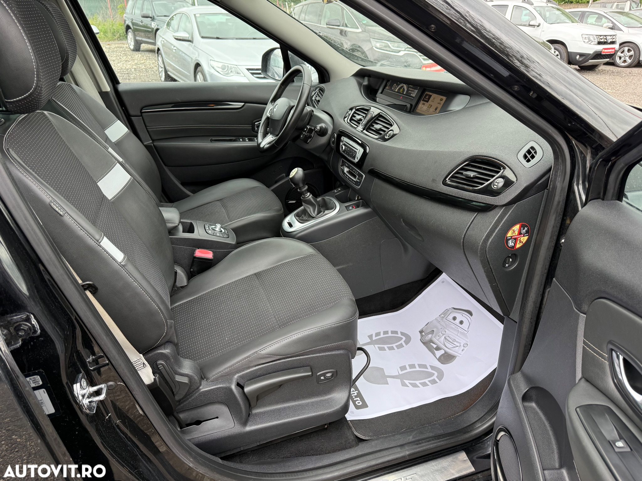 Renault Grand Scenic ENERGY dCi 130 BOSE EDITION - 9