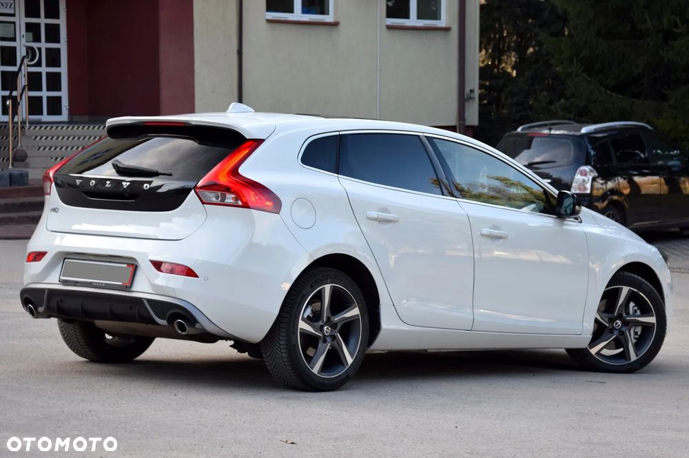 Volvo V40 D3 Geartronic Summum - 8