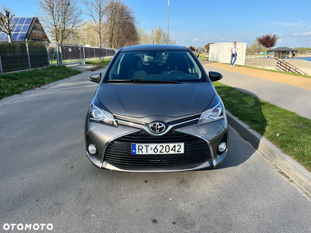 Toyota Yaris 1.0 Premium EU6 - 9