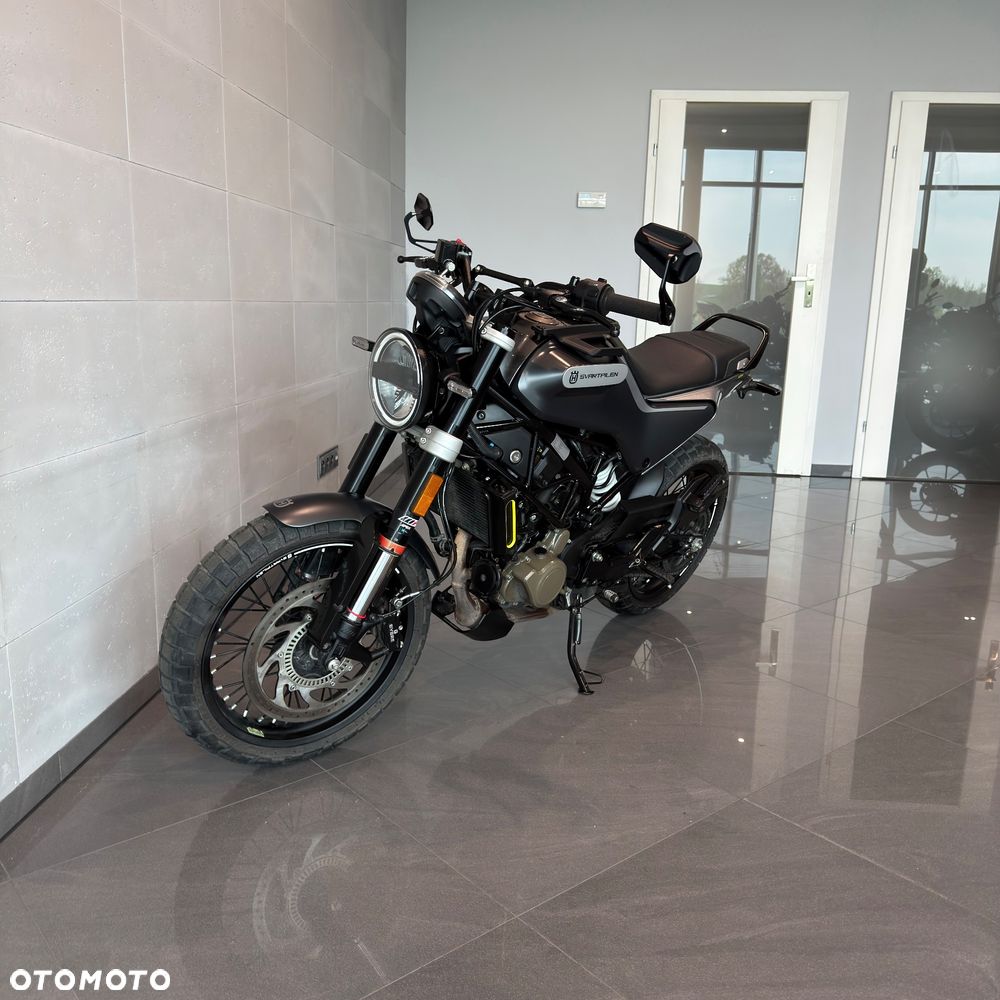 Husqvarna Svartpilen - 7