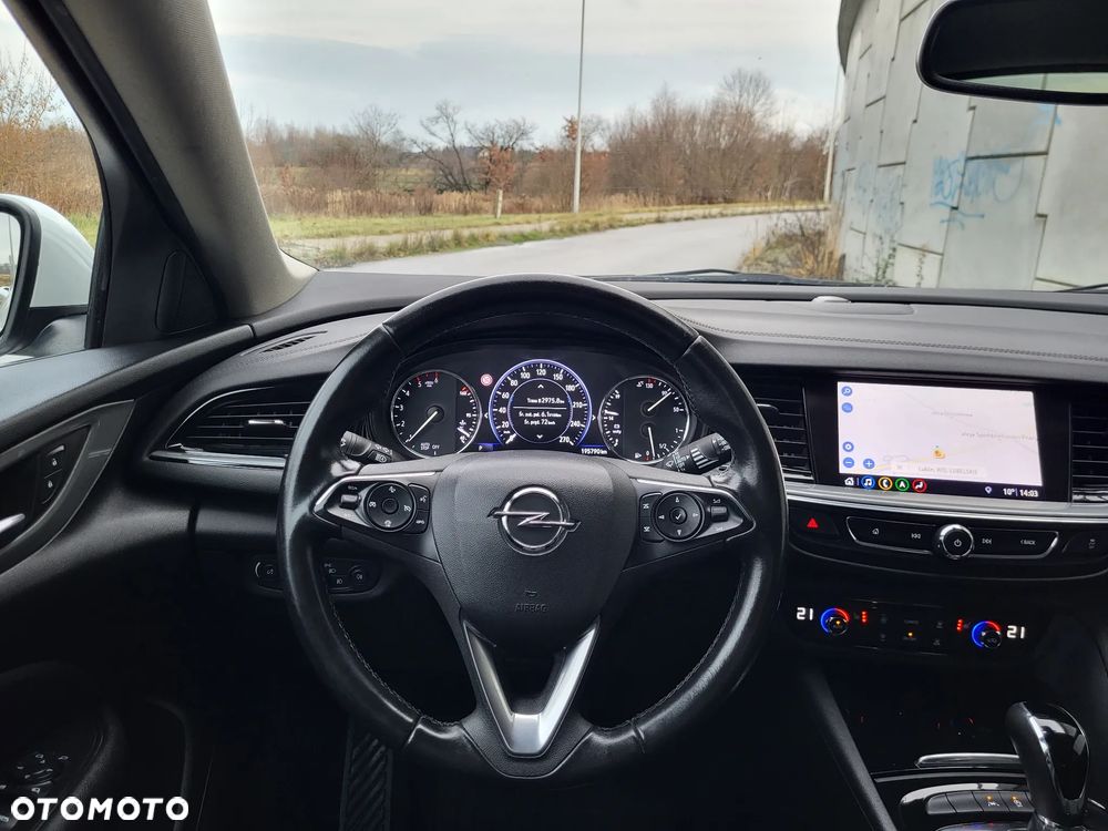 Opel Insignia - 14
