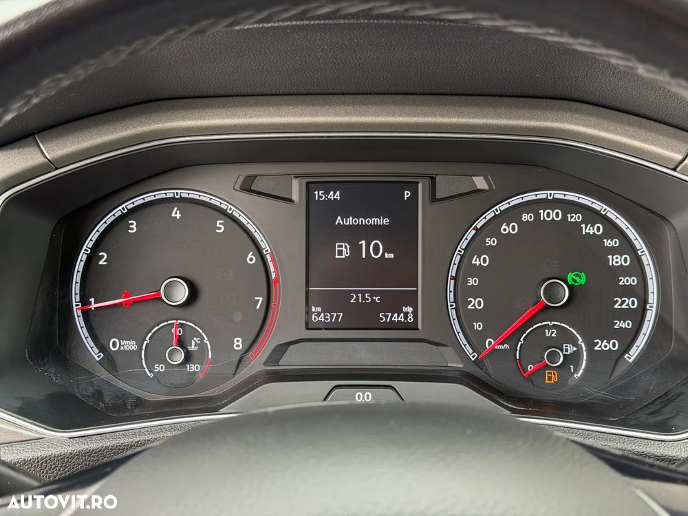 Volkswagen T-Roc 1.5 TSI DSG Design - 13