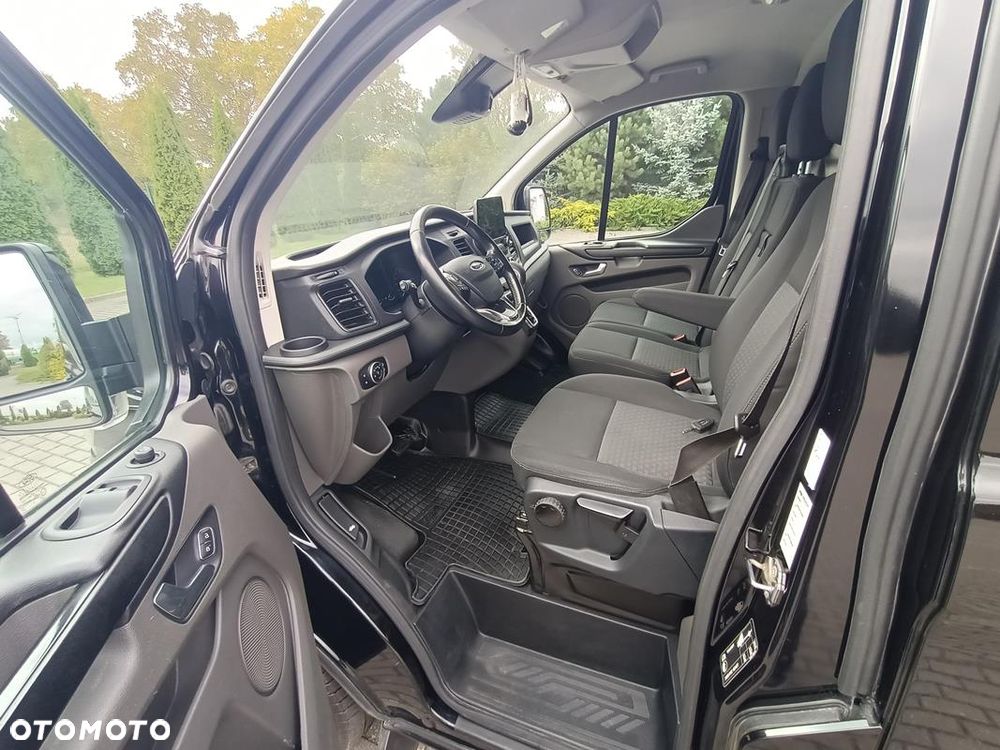 Ford Transit Custom - 13