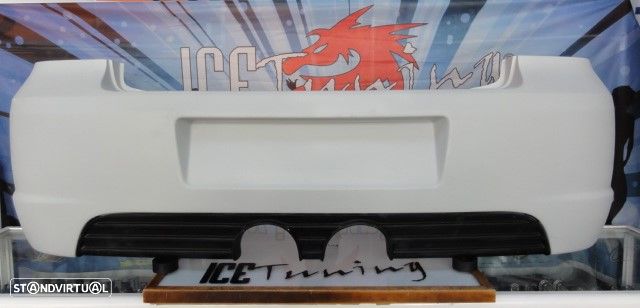 Para-choques traseiro em fibra VW Golf 4, IV R-line LOOK C/ dupla saída de escape R32 Look - 1