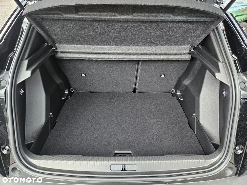 Peugeot 2008 PureTech mHEV GT e-DCS6 - 8