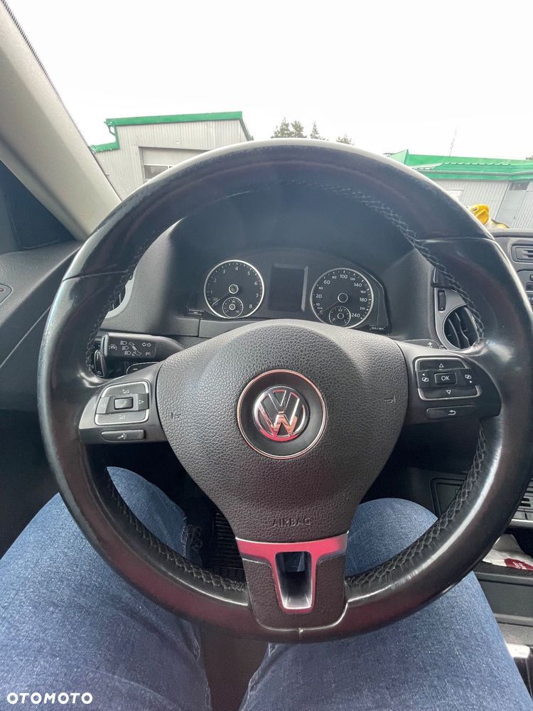 Volkswagen Tiguan - 8