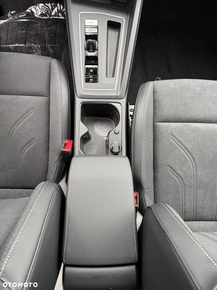 Volkswagen Golf - 13