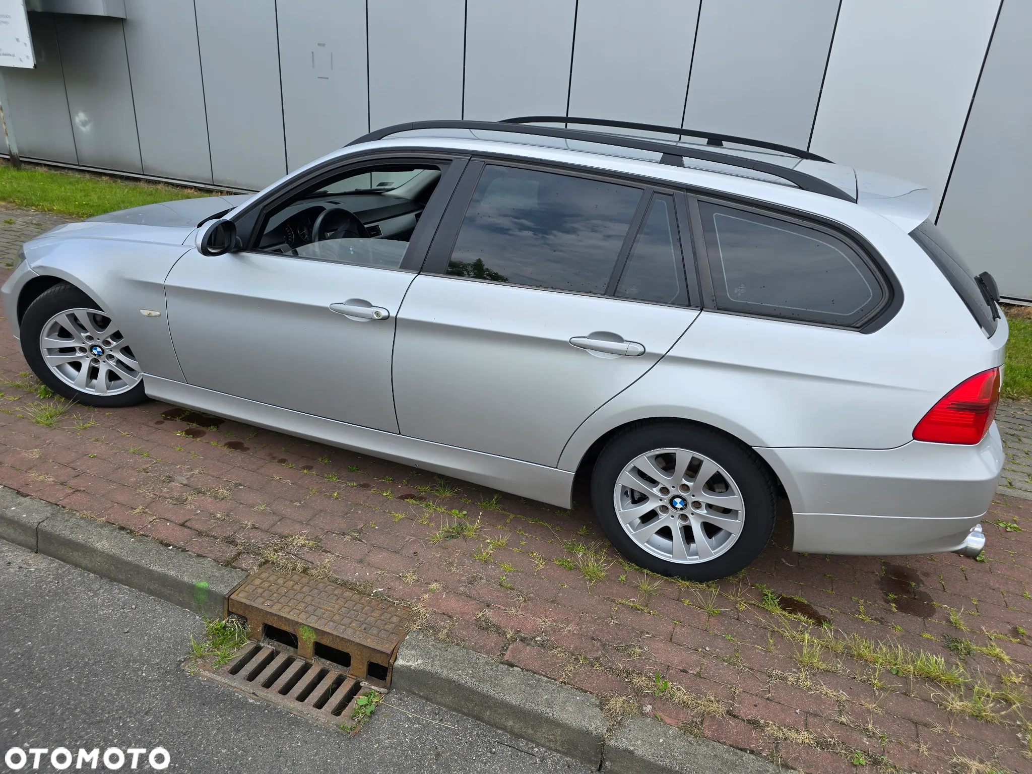 BMW Seria 3 320i Touring - 4