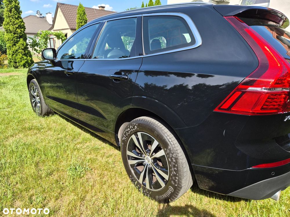 Volvo XC 60 D4 AWD Momentum Pro - 25