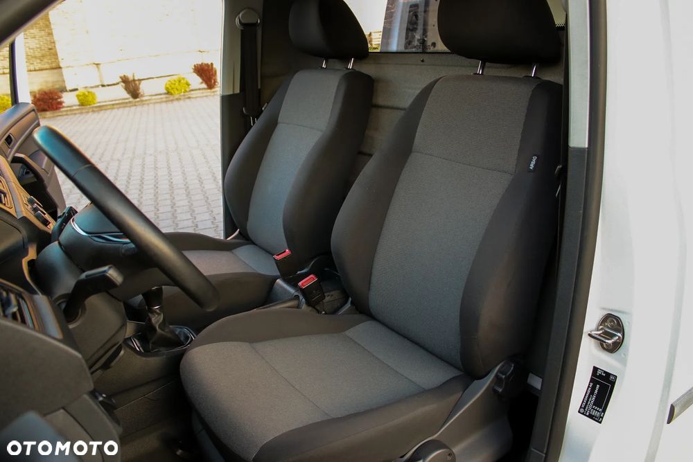 Volkswagen Caddy - 32