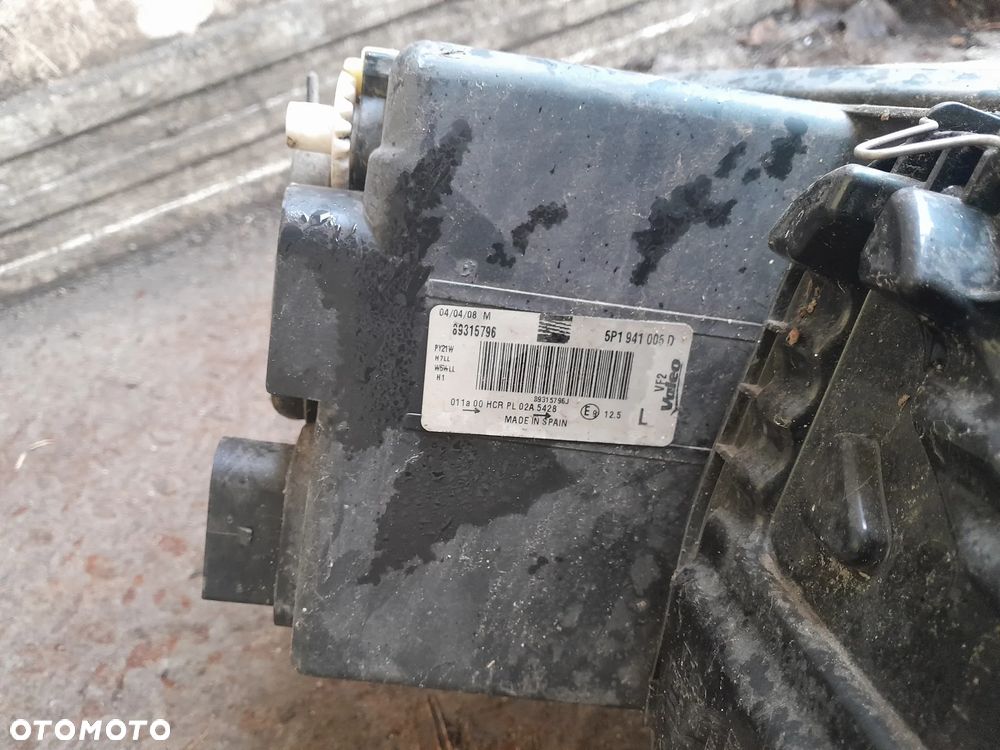 Lampa prawa/lewa przednia / LAMPY PRZEDNIE Seat Tledo II 2 Altea !! - 5