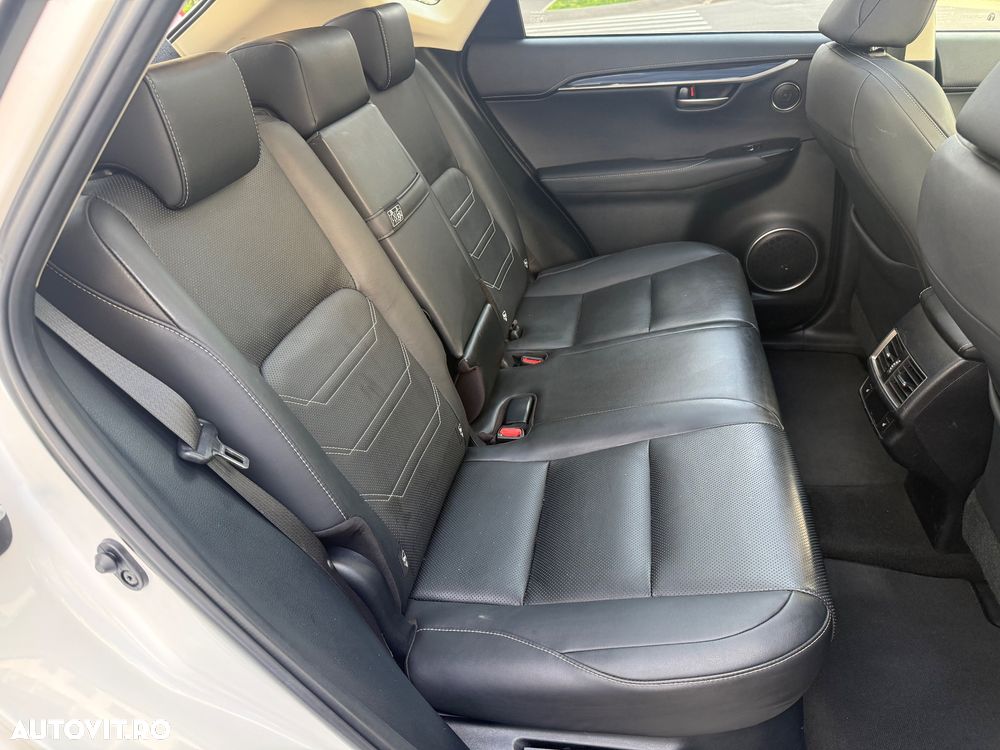 Lexus Seria NX 300h E-FOUR Luxury Line - 10